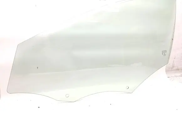 Volvo V40 Front door window glass four-door 43R00346 DOT503AS2M381