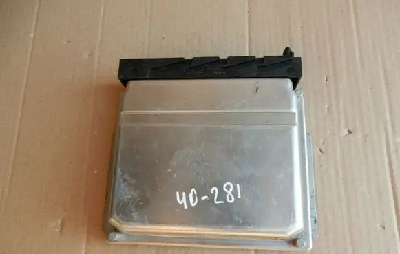 Volvo S80 Engine control unit/module 30668478A PETROL 40281