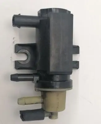 Mercedes-Benz E W212 Turbo solenoid valve A0091533128 10T194 70078208