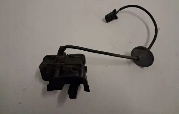 Volkswagen Golf VII Other interior part 5C6810773H