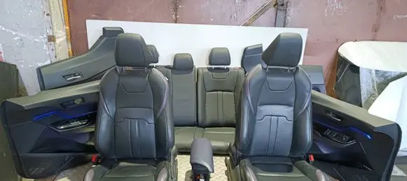 Toyota C-HR I Interior set 
