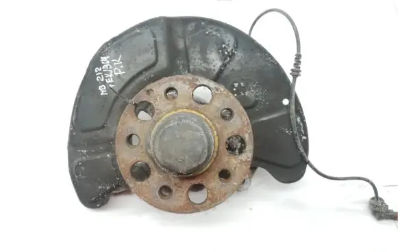Mercedes-Benz E W212 Front wheel hub