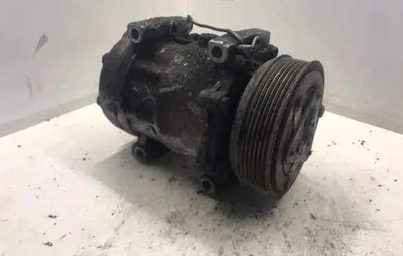 Volvo S40, V40 Air conditioning (A/C) compressor (pump) 1102309034