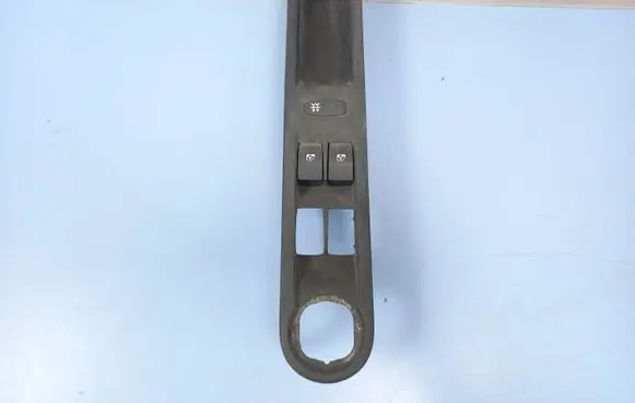 Renault Espace - Grand espace IV Electric window control switch 8200012126