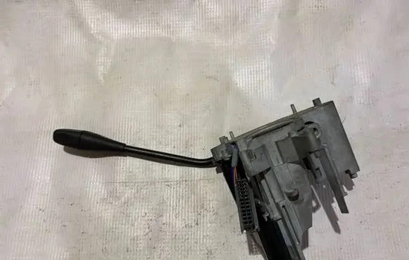Mercedes-Benz CLS C219 Cruise control stalk a1715402445 1715402445