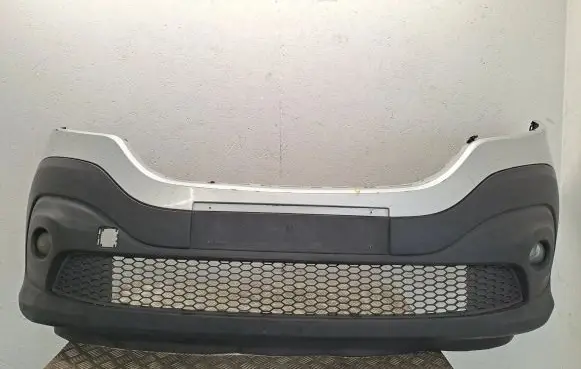Renault Trafic III (X82) Front bumper 620223380R