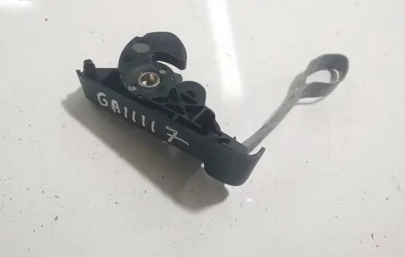 Toyota Aygo AB10 Seat back rest lock catch L0011661