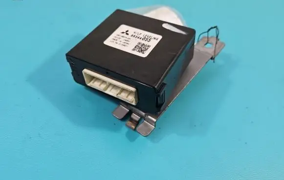 Mitsubishi Outlander Central body control module 8634A055 IMPRK1357226