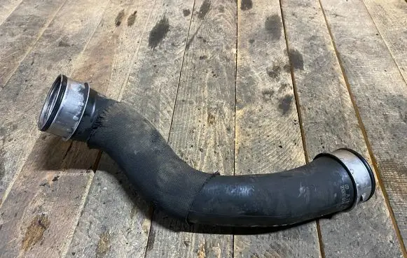 Mercedes-Benz E W211 Intercooler hose/pipe A2115280182 2115280182
