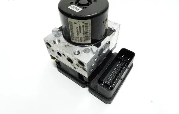 Ford Fiesta ABS Pump AV592C405EA A426G 10021206604