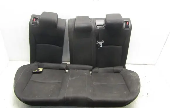 Honda Civic X Second row seats 3456