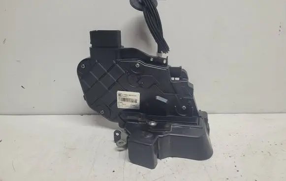 Land Rover Discovery 4 - LR4 Rear door lock A048317 7H5A26413AC