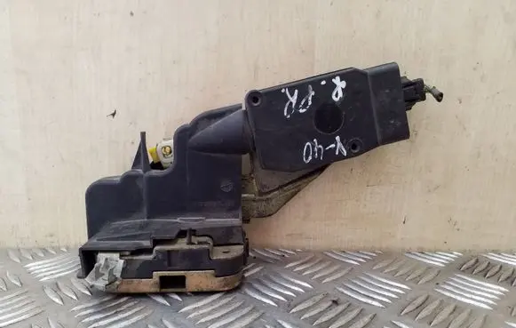 Volvo S40, V40 Front door lock