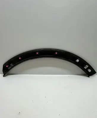 Audi Q8 Rear arch trim 4M8853818D 4M8853818E