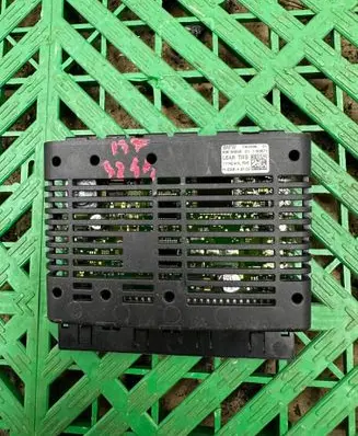 BMW X3 F25 Headlight ballast module Xenon 7304596