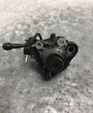 Mitsubishi Pajero Vacuum pump 2020A014