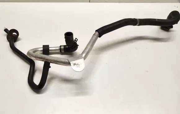 Mercedes-Benz GLC X253 C253 Engine coolant pipe/hose A2058303102