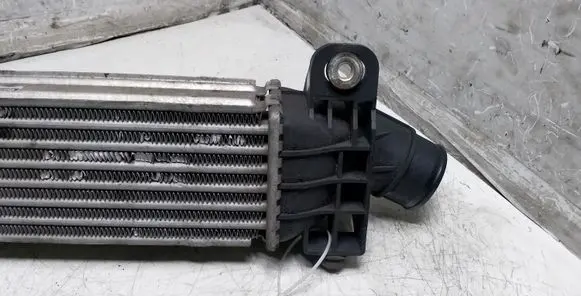 Ford Mondeo Mk III Intercooler radiator IA1181868963A 1S7Q9L440AF