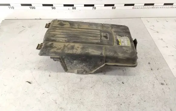 Volkswagen PASSAT B6 Battery box tray cover/lid 1K0915443A