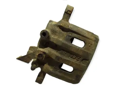 Mitsubishi Pajero Front brake caliper
