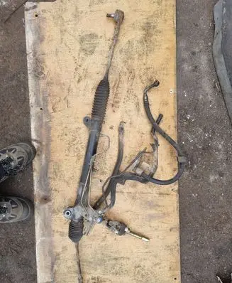 Nissan X-Trail T30 Steering rack 8H9009