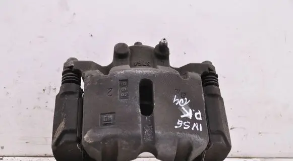 Opel Insignia B Front brake caliper 