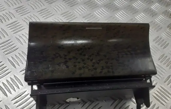 Mercedes-Benz E W210 Rear door ashtray 