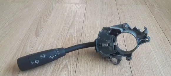 Mercedes-Benz E W210 Wiper control stalk A2105450110 01401410