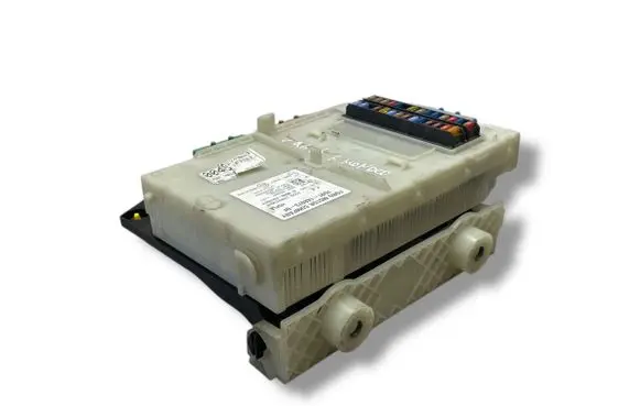 Ford Mondeo MK IV Fuse module 7G9T14A073DF 3659AF01125TP 28233297