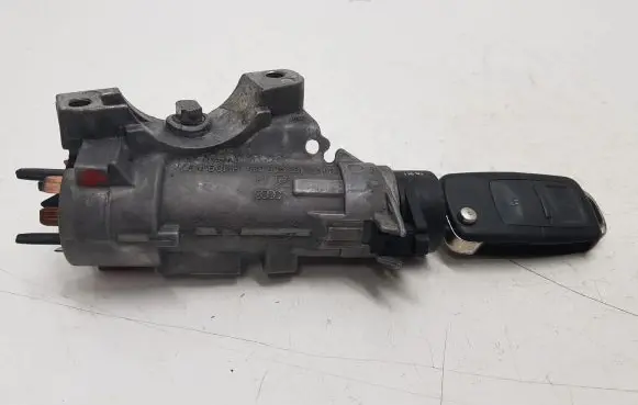 Volkswagen Golf IV Ignition lock 4B0905851C