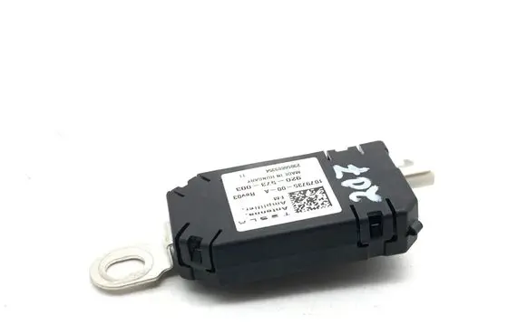 Tesla Model 3 Aerial antenna amplifier 107973500A
