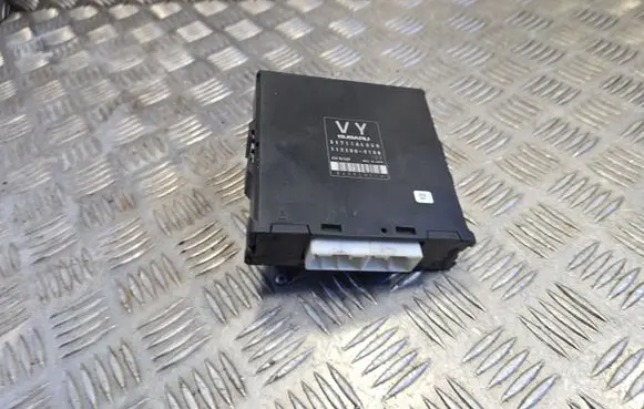 Subaru Forester SG Gearbox control unit/module 31711AL050