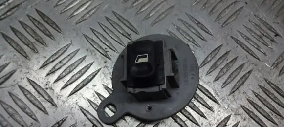 Citroen Xsara Quarter vent window switch 9638569080