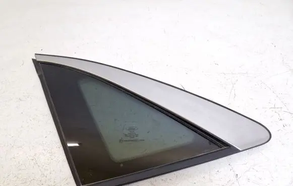 Ford Escape IV Rear side window LJ6BS29751 LJ6BS29751BC