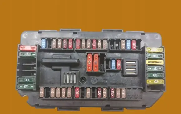 BMW 1 F20 F21 Fuse box set 9337879