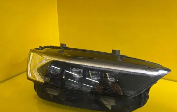 Citroen DS7 Crossback Headlight/headlamp 9831755680