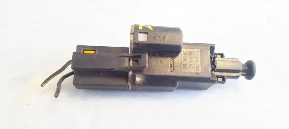 Opel Astra G Brake pedal sensor switch 09132299 09175172