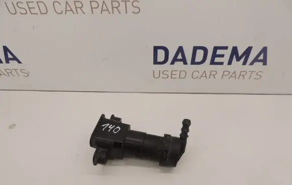 Audi A4 S4 B6 8E 8H Headlight washer spray nozzle D140
