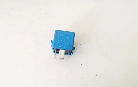 BMW 5 E60 E61 Other relay 61366915327 61.366915327