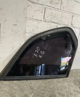 BMW X5 E70 Rear side window