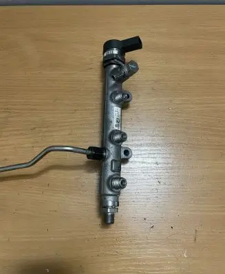 Audi Q7 4L Fuel main line pipe 059130090CN 057130764AE