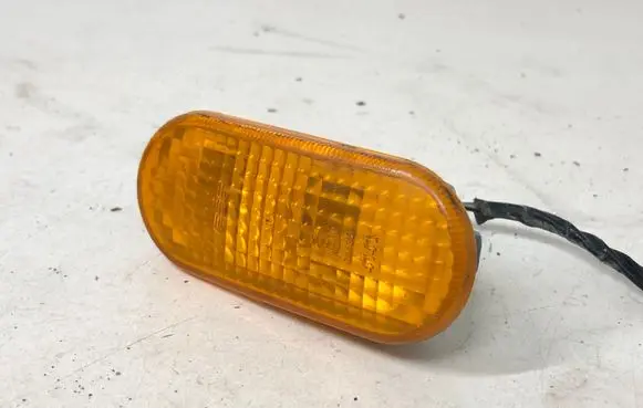 Volkswagen Transporter - Caravelle T5 Front fender indicator light 3B0949117B