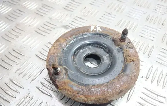 Volkswagen PASSAT B5 Coil spring mount 