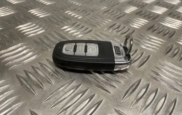 Audi A6 S6 C7 4G Ignition key/card 8K0959754D