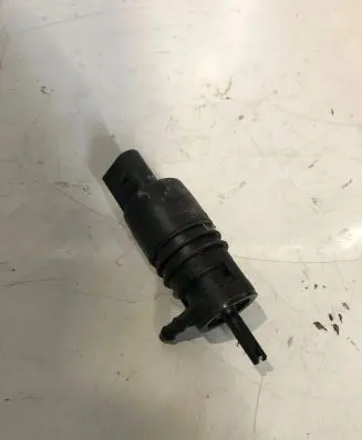 BMW X5 E70 Windscreen/windshield washer pump 6934160 3095102 10833217