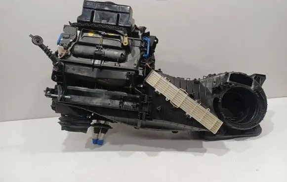 Audi A5 Sportback 8TA Interior heater climate box assembly 8K1820005BD T9586003545 00736545