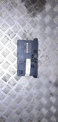 Mercedes-Benz E W211 Door control unit/module 2118200326