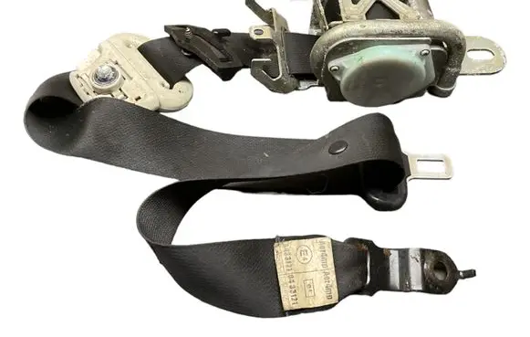 Chrysler 300 - 300C Front seatbelt P1AJ792DVAD 0433121