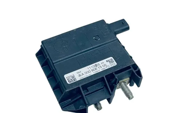 Mercedes-Benz GLC C253 Battery relay fuse A0009061505