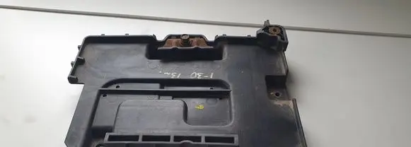 Hyundai i30 Battery tray 